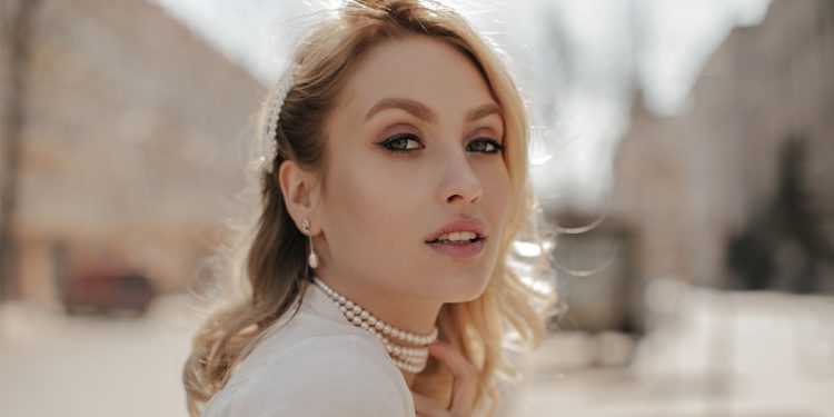 τι κολιέ να φορέσω