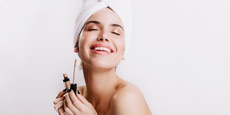 Concealer – Τι είναι, που χρησιμεύει και πως εφαρμόζεται